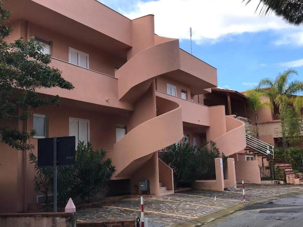 Apartments Di Salvo Фурнари Экстерьер фото
